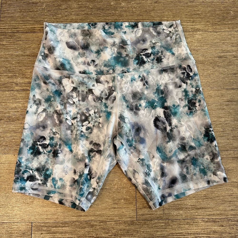 Lululemon Align Biker Shorts